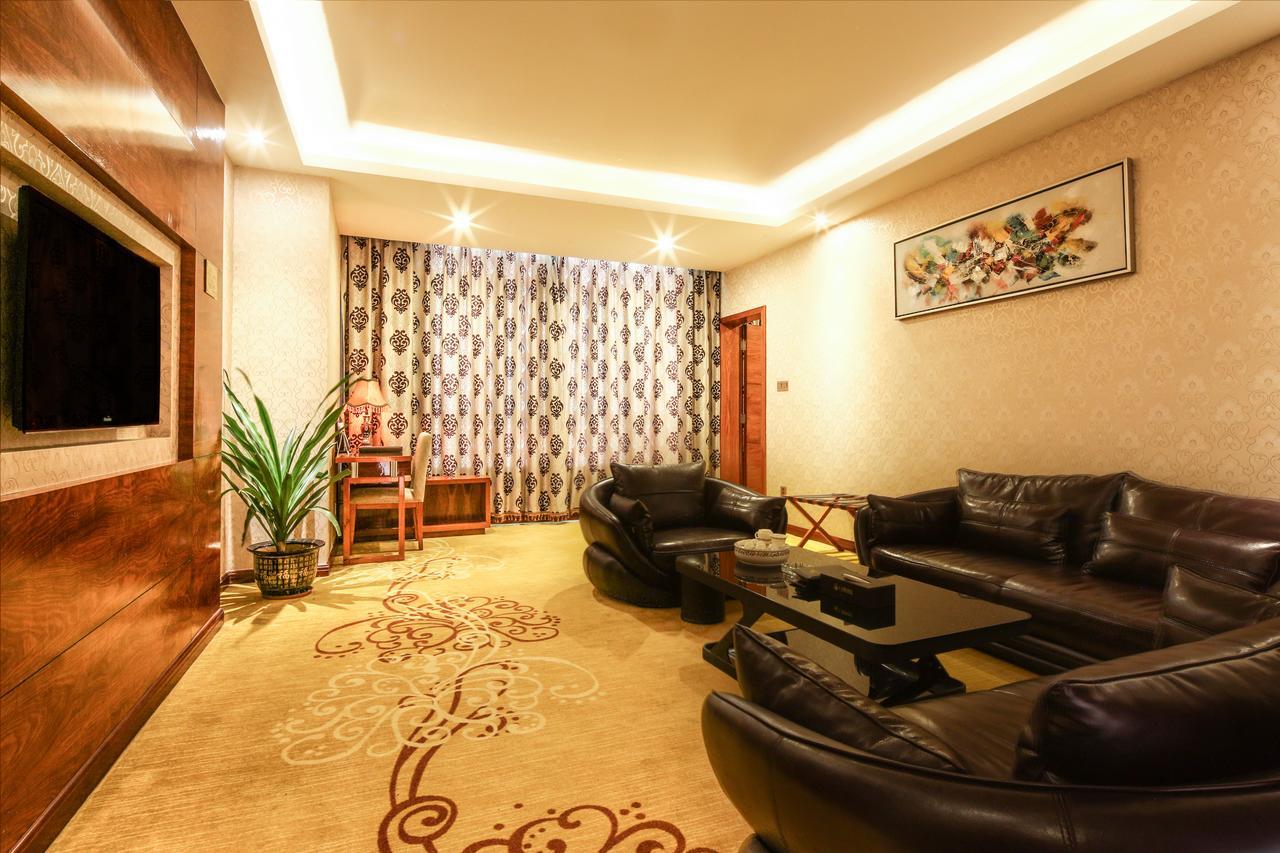 Oubon International Hotel Kanton Exteriér fotografie